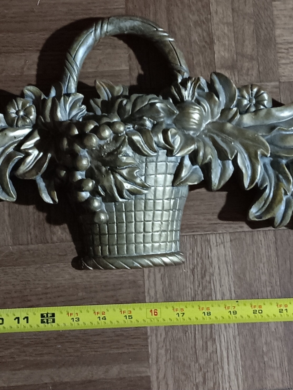 Vintage Hollywood Regency Floral Basket Wall Garland